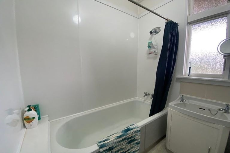 Photo of property in 107 Majoribanks Street, Mount Victoria, Wellington, 6011