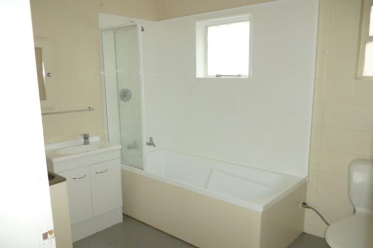 Photo of property in 102 Martin Street, Wallaceville, Upper Hutt, 5018