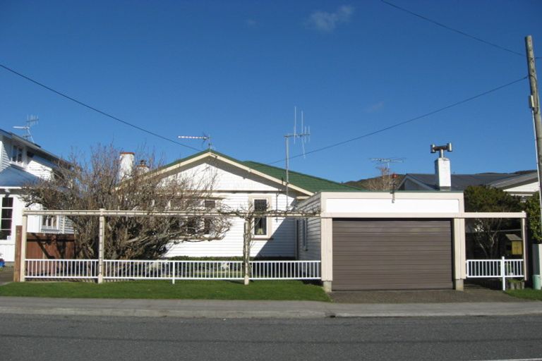 Photo of property in 67 Friend Street, Karori, Wellington, 6012