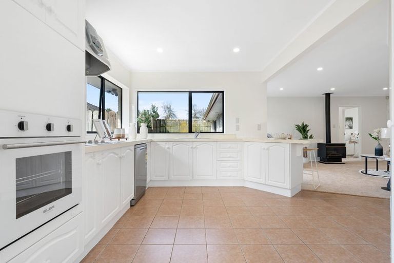 Photo of property in 26 Summermist Drive, Northpark, Auckland, 2013