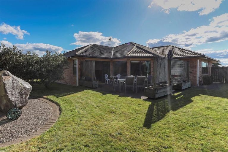 Photo of property in 20 Frame Place, Owhata, Rotorua, 3010