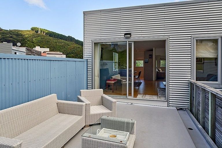 Photo of property in 3 Saddleback Grove, Karori, Wellington, 6012