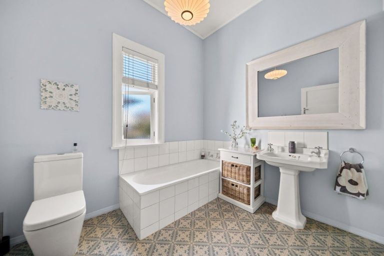 Photo of property in 74 Pownall Street, Masterton, 5810