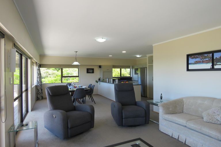 Photo of property in 3 Braemar Avenue, Coopers Beach, 0420