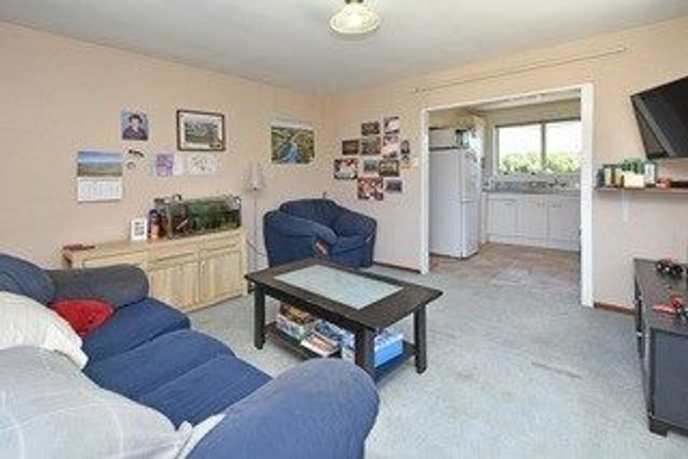 Photo of property in 1/150 Bowhill Road, New Brighton, Christchurch, 8083