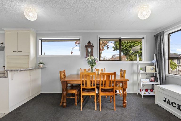 Photo of property in 47 Skerten Avenue, Hornby, Christchurch, 8042