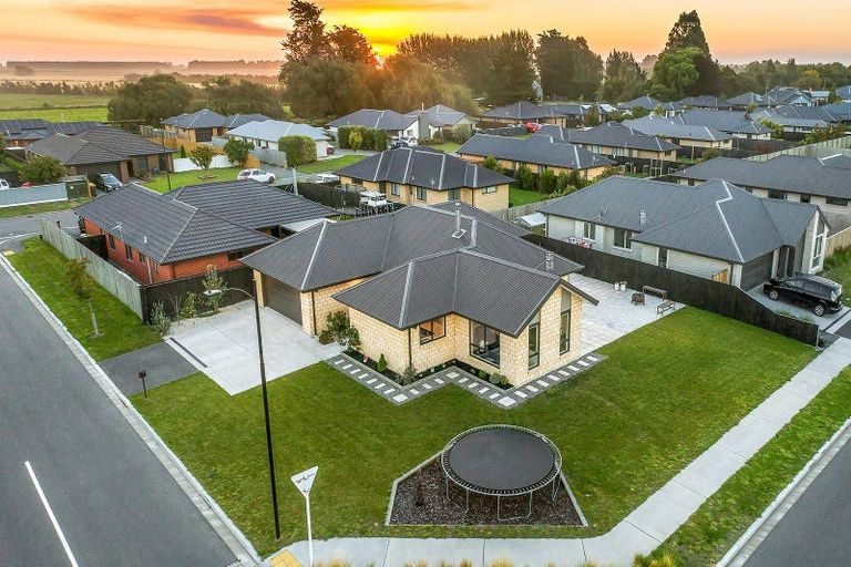 Photo of property in 3 Collisson Street, Leeston, 7632