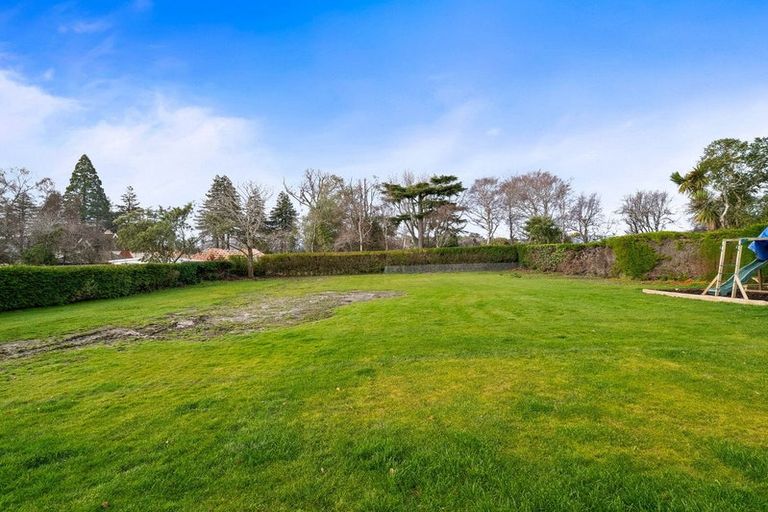 Photo of property in 9 Riccarton Road East, East Taieri, Mosgiel, 9024