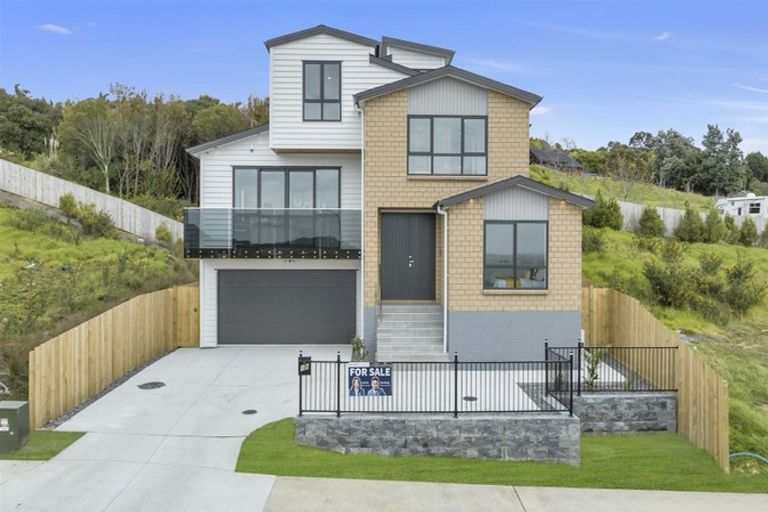 Photo of property in 19 Elevation Street, Flat Bush, Auckland, 2019