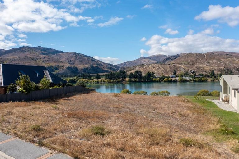 Photo of property in 22 Matthews Crescent, Cromwell, 9310