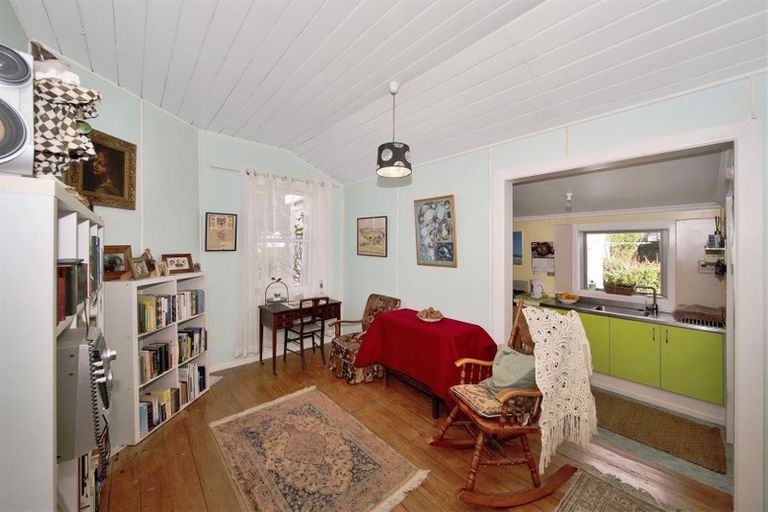 Photo of property in 72 Terou Street, Manaia, 4612