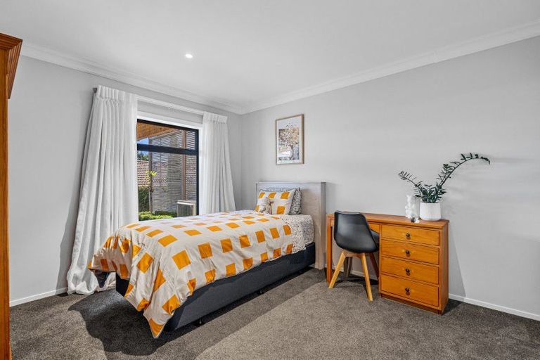 Photo of property in 2/183 Edgecumbe Road, Tauranga South, Tauranga, 3112