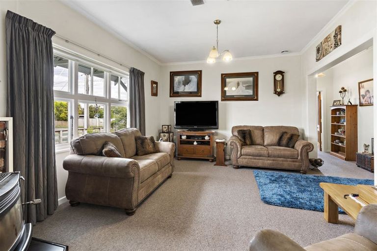 Photo of property in 12 Daniell Street, Featherston, 5710
