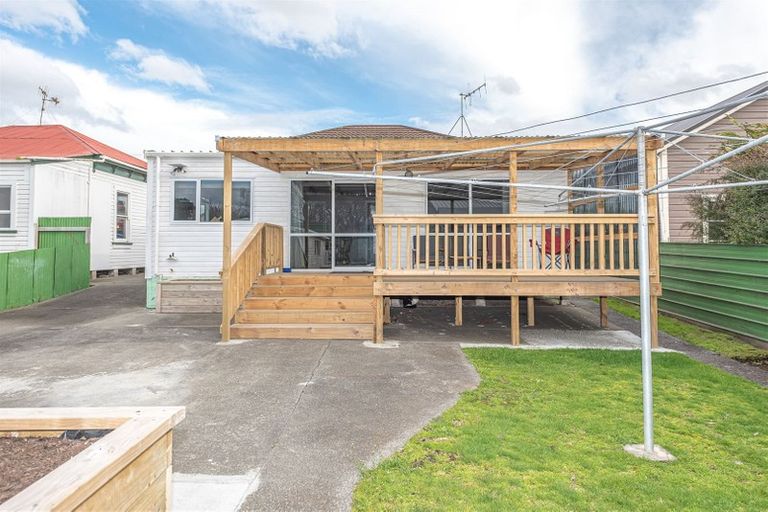 Photo of property in 12 George Street, Aramoho, Whanganui, 4500