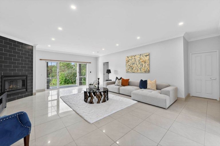 Photo of property in 38c Wicklam Lane, Greenhithe, Auckland, 0632