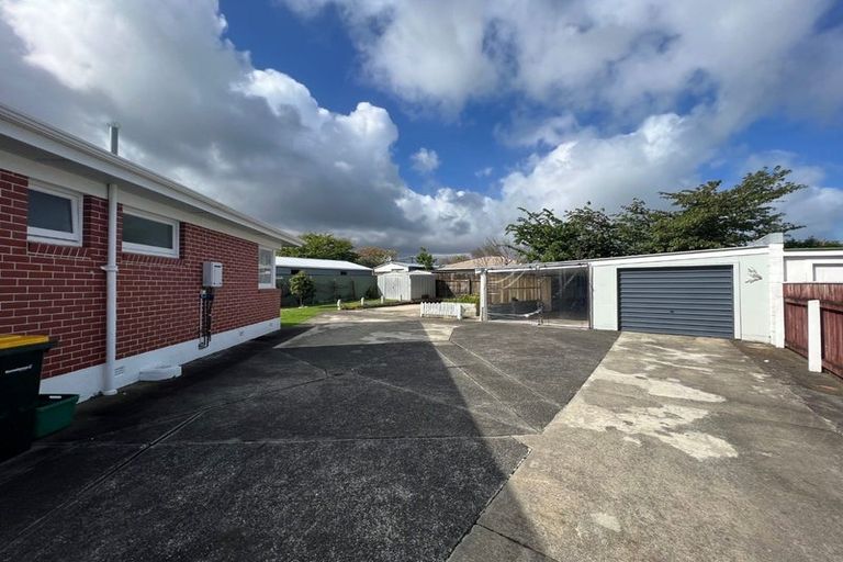 Photo of property in 634 Queen Street East, Levin, 5510