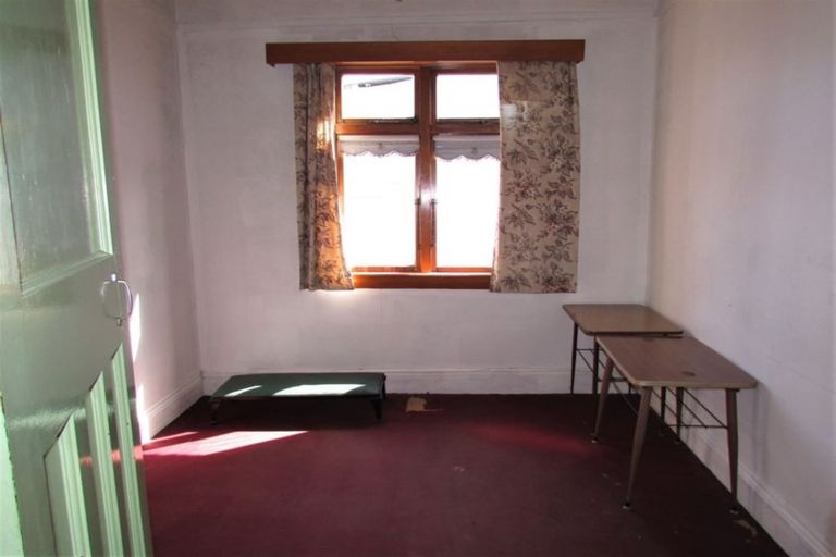 Photo of property in 16 Thompson Street, Greymouth, 7805