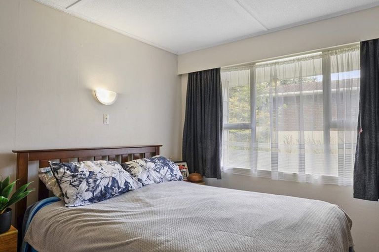 Photo of property in 7a Waterloo Place, Westown, New Plymouth, 4310