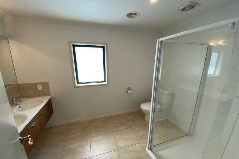 Photo of property in 53 Furlong Crescent, Churton Park, Wellington, 6037