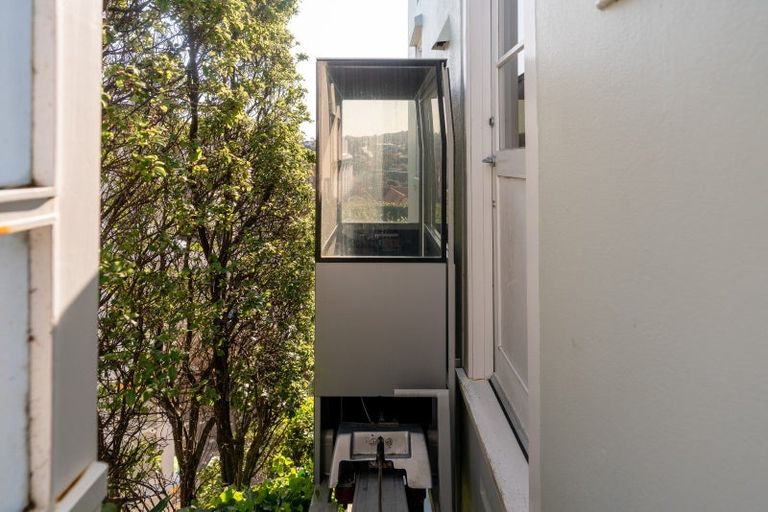 Photo of property in 2/15 Upland Road, Kelburn, Wellington, 6012