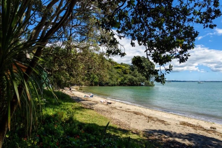 Photo of property in 73 Argyle Street, Herne Bay, Auckland, 1011