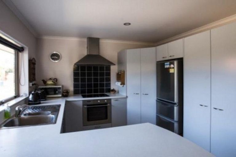 Photo of property in 6 Marsack Crescent, Halswell, Christchurch, 8025