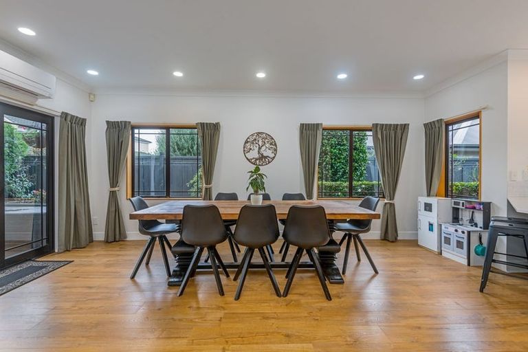 Photo of property in 23 Balmoral Drive, Terrace End, Palmerston North, 4410