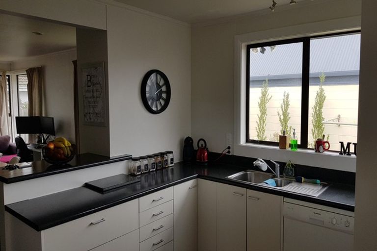 Photo of property in 8 Westburn Terrace, Burnside, Christchurch, 8041