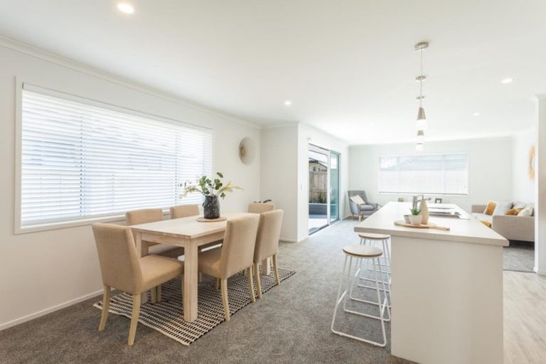 Photo of property in 33 Kotiate Street, Papamoa Beach, Papamoa, 3118