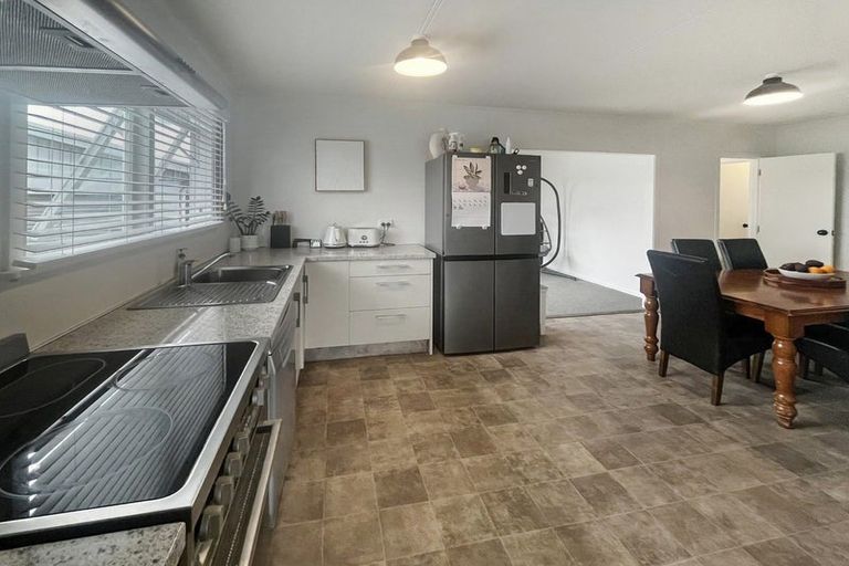 Photo of property in 46 Whitby Crescent, Flaxmere, Hastings, 4120