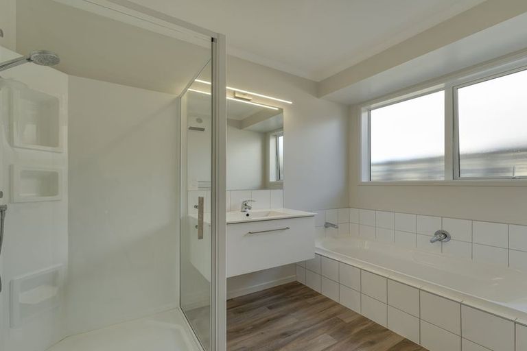 Photo of property in 8 Coventry Crescent, Lower Shotover, Queenstown, 9304