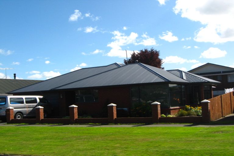 Photo of property in 135 Hagart-alexander Drive, Mosgiel, 9024