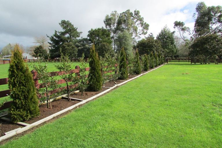 Photo of property in 15a Hart Road, Tamahere, Hamilton, 3283
