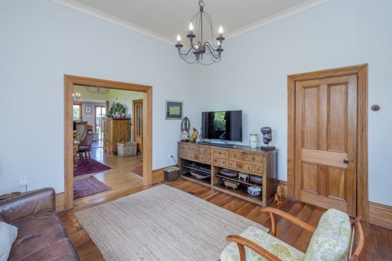 Photo of property in 16 Vance Street, Shannon, 4821