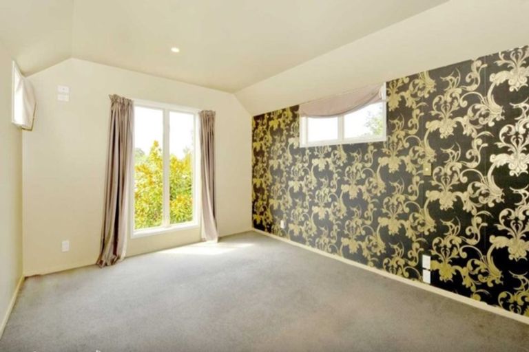 Photo of property in 19a Beatrice Place, Avonhead, Christchurch, 8042