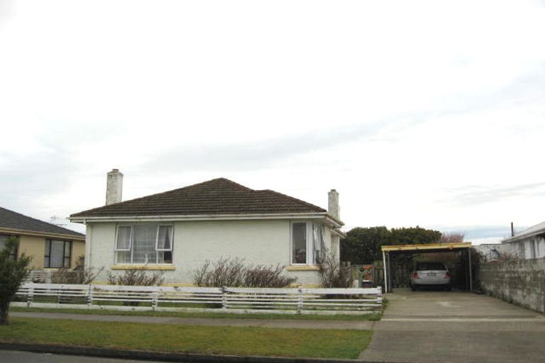 Photo of property in 64 Martin Street, Strathern, Invercargill, 9812