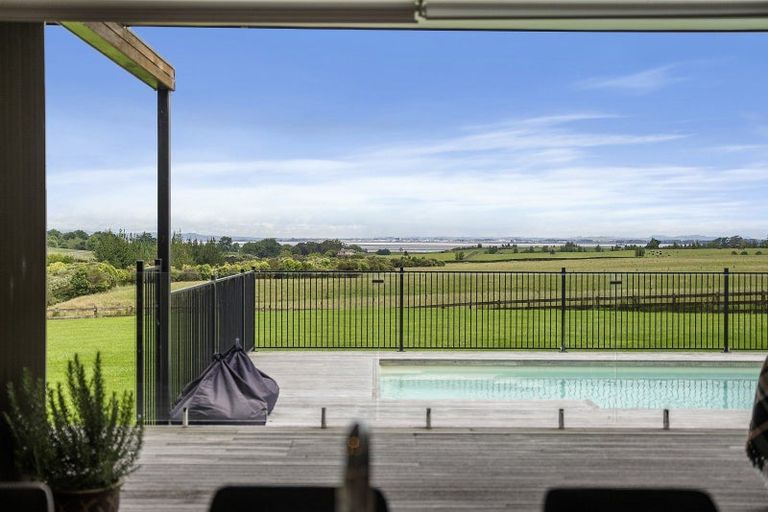 Photo of property in 193 Urquhart Road, Karaka, Papakura, 2580