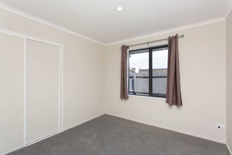 Photo of property in 59 Palmers Road, New Brighton, Christchurch, 8083
