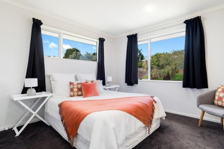 Photo of property in 14b Dunton Drive, Welcome Bay, Tauranga, 3112