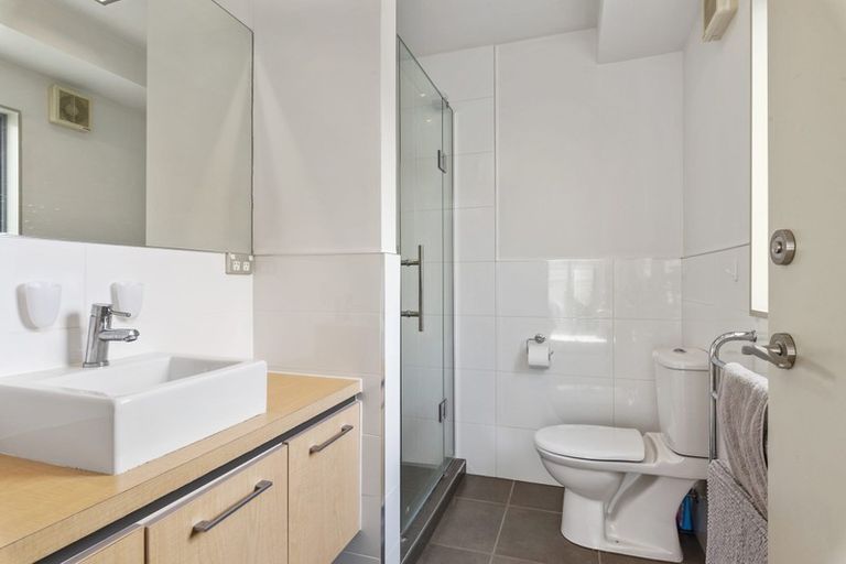 Photo of property in 119 Beach Road, Castor Bay, Auckland, 0620