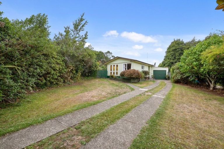Photo of property in 10 Turquoise Place, Pukehangi, Rotorua, 3015