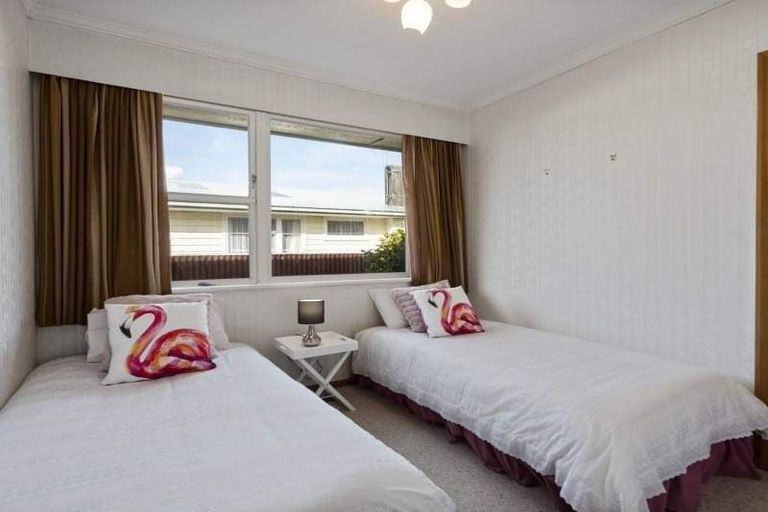 Photo of property in 135 Clouston Park Road, Clouston Park, Upper Hutt, 5018