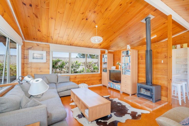 Photo of property in 13 Prescott Place, Pauanui, Hikuai, 3579