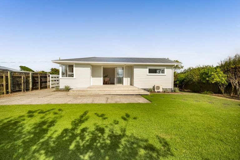 Photo of property in 7 Hulke Crescent, Bell Block, New Plymouth, 4312