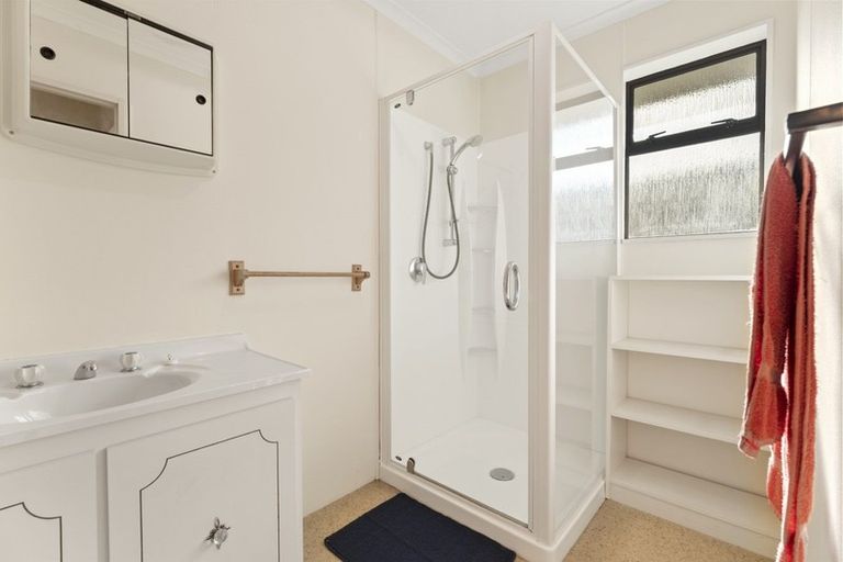 Photo of property in 2/38 Mako Mako Road, Levin, 5510