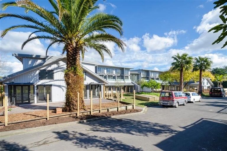 Photo of property in Westward Park Estate, 25b/30 Westward Ho, Glen Eden, Auckland, 0602
