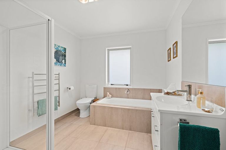 Photo of property in 18 Oliver Street, Warkworth, 0910