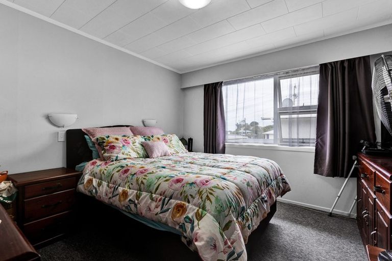 Photo of property in 15b Parsons Street, Vogeltown, New Plymouth, 4310