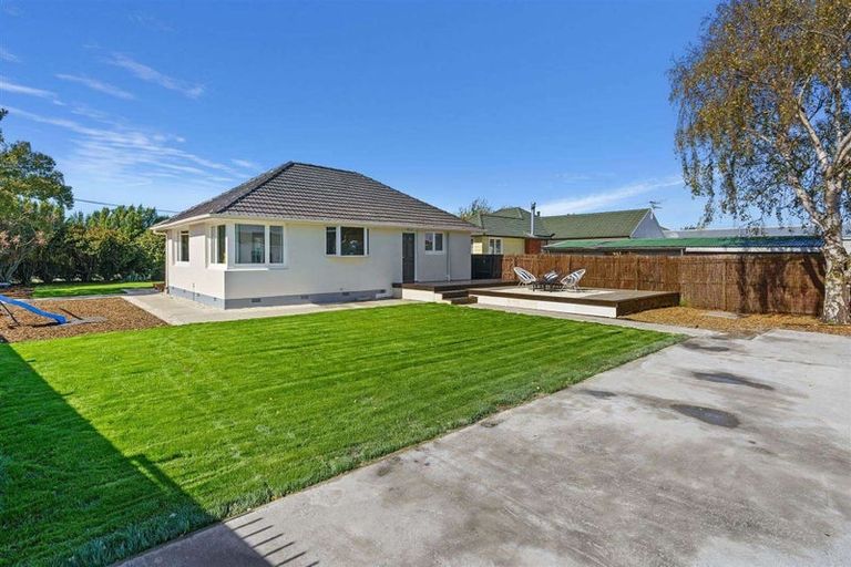 Photo of property in 122 Briggs Road, Shirley, Christchurch, 8052
