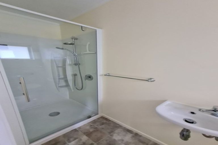 Photo of property in 2/64 Koha Road, Taupo, 3330